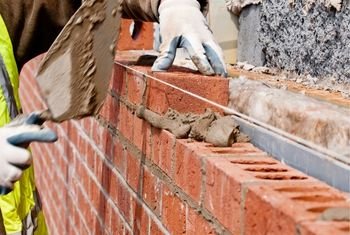 Bricklayer in Surrey